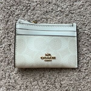 Coach coin purse with key chain!